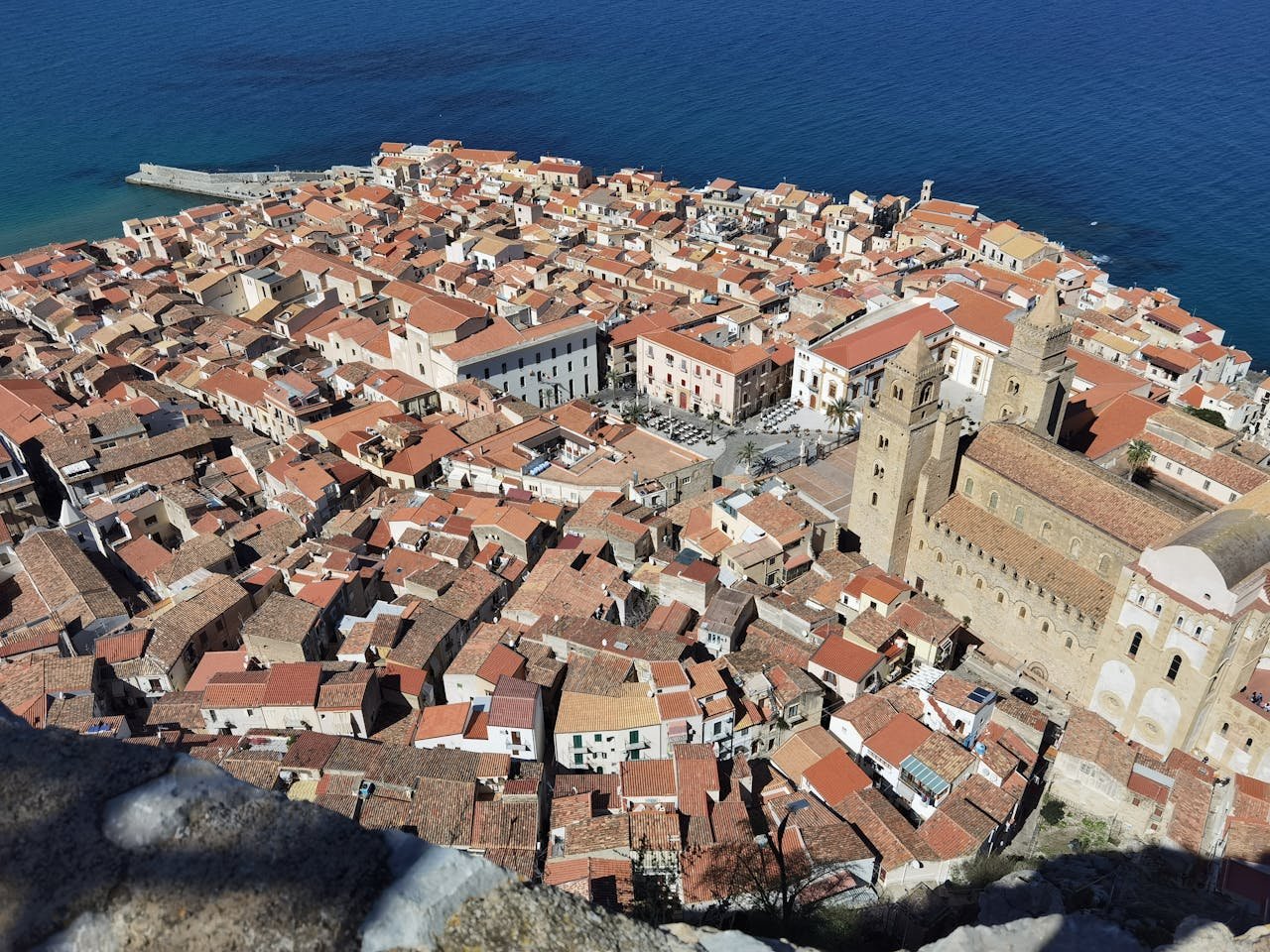 Die-10-schönsten-Wohnmobil-Routen-in-Italien-Von-den-Alpen-bis-ans-Meer-Sicilien